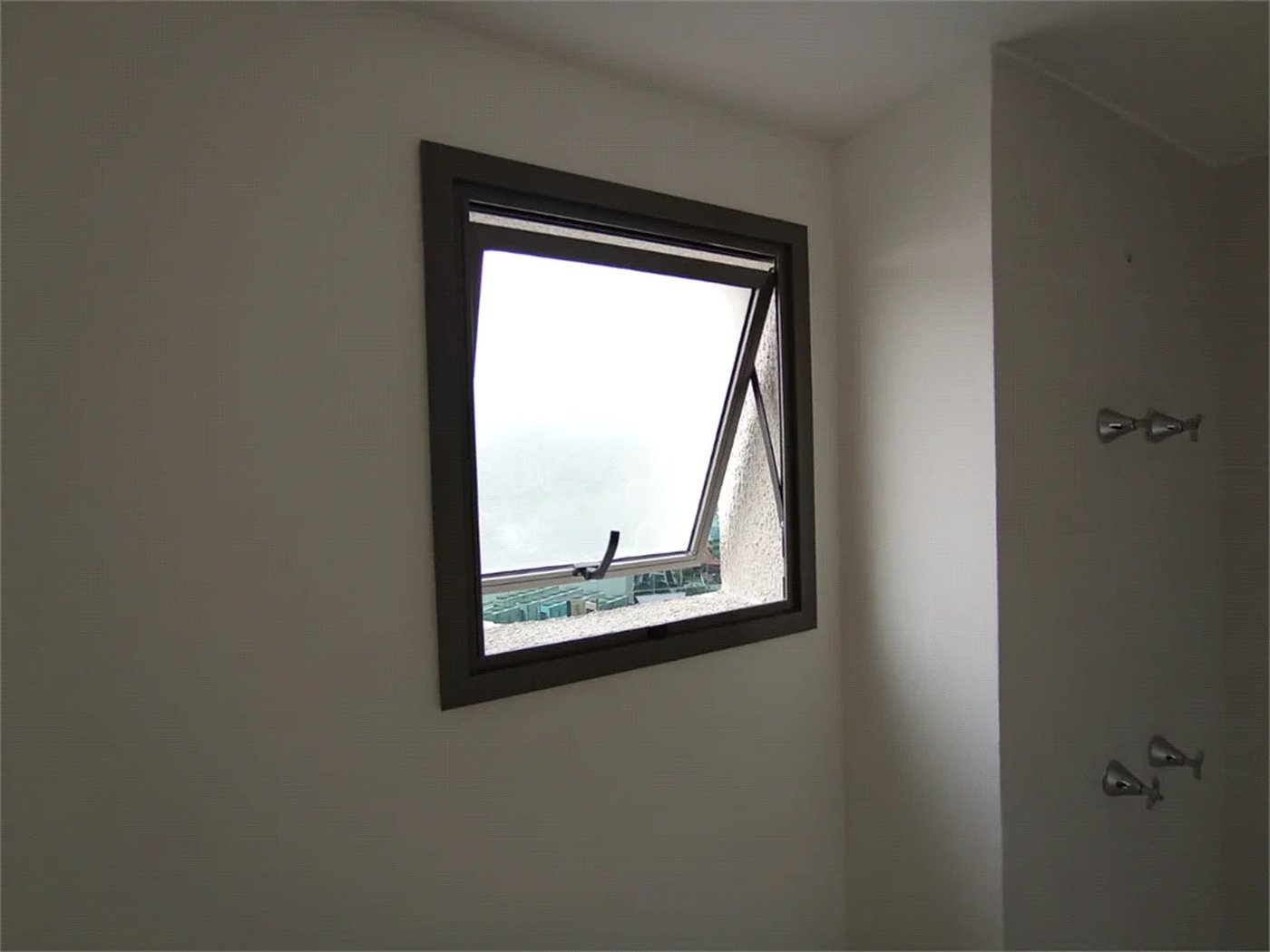 Studio à venda ou para alugar com 1 suíte em Pinheiros, São Paulo, SP