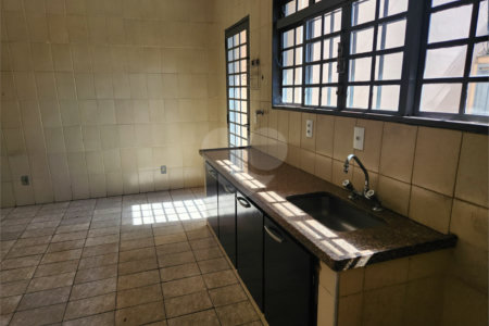 Casa à venda com 2 quartos em Vila Santa Maria (vila Xavier), Araraquara, SP