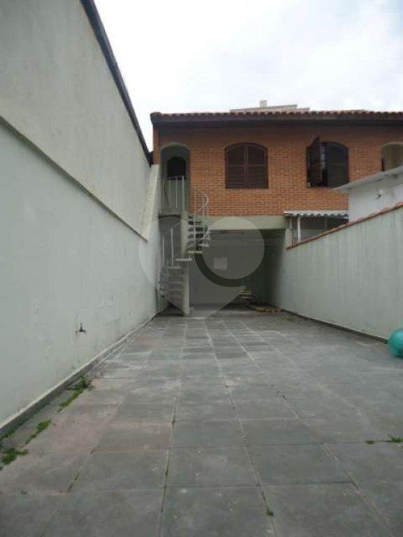 Sobrado à venda com 3 suítes em Vila Gomes, São Paulo, SP