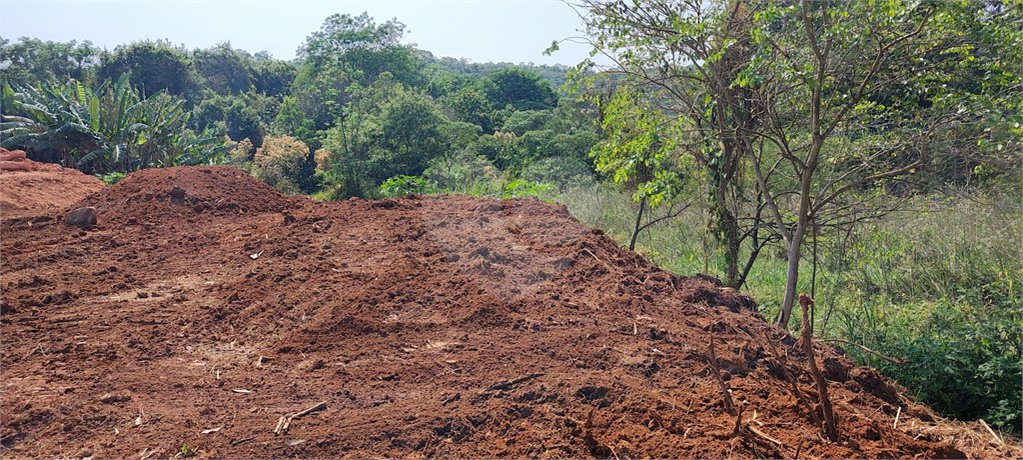 Terreno em Atibaia com 3.410 metros, pronto para construir, topografia plana, excelente localização