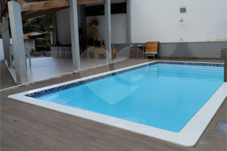 Casa à venda com 3 quartos, sendo 1 suíte, no condomínio Caconde, São Bernardo do Campo - SP