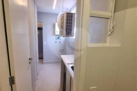 Apartamento à venda com 3 quartos, sendo 1 suíte, em Itaim Bibi, São Paulo, SP