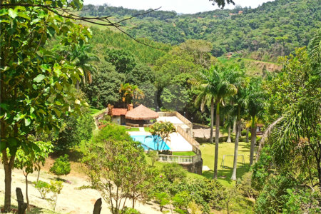 Sítio à venda com 13 quartos, sendo 4 suítes,  em Portão, Atibaia, SP