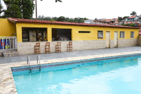 Chácara à venda com 3 quartos, sendo 1 suíte, em Vila São Pedro, Suzano, SP