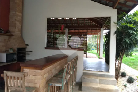 Casa à venda com 3 quartos, sendo 1 suíte, no condomínio Acmti - Colinas do Mosteiro, Terras de Itaici e Recanto dos Pássaros, Indaiatuba - SP