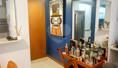 Apartamento à venda com 3 quartos, sendo 1 suíte,  em Humaitá, Rio de Janeiro, RJ