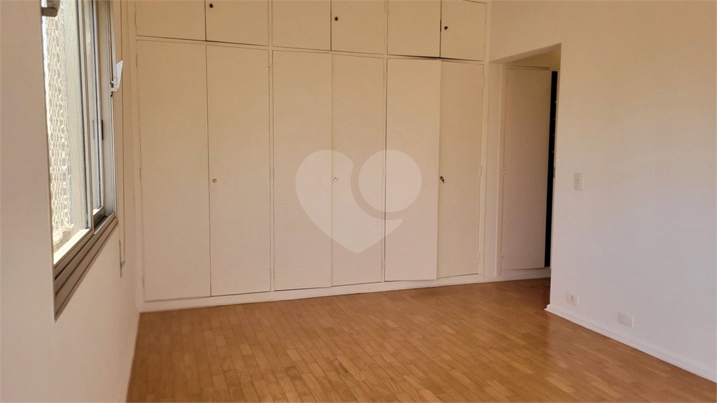 Apartamento para alugar com 3 quartos, sendo 1 suíte, em Jardim Europa, São Paulo, SP