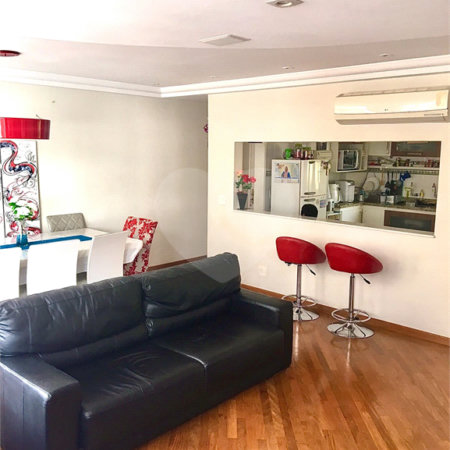 Apartamento à venda com 3 quartos, sendo 1 suíte, em Pinheiros, São Paulo, SP