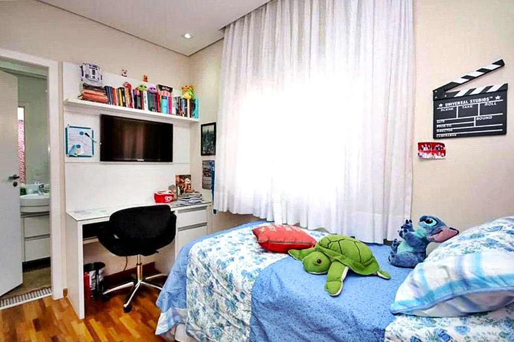 Casa à venda com 4 quartos, sendo 3 suítes,  no condomínio Itatinga 1, São Paulo - SP