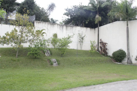 Casa à venda ou para alugar com 5 suítes em Jardim Leonor, São Paulo, SP