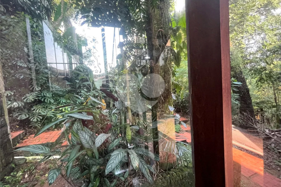 Casa à venda com 3 quartos, sendo 1 suíte, no condomínio Jardim da Montanha I, Mairiporã - SP