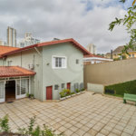 Sobrado à venda com 4 quartos, sendo 1 suíte, em Brooklin Velho, São Paulo, SP
