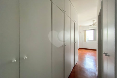 Apartamento à venda com 2 suítes em Indianópolis, São Paulo, SP