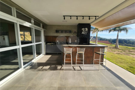 Casa de Vila à venda com 3 suítes em Inhayba, Sorocaba, SP