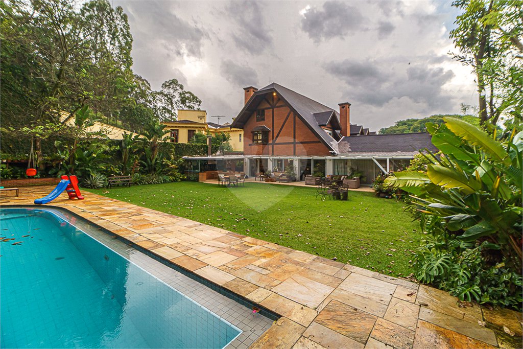 Casa à venda com 5 suítes em Jardim Morumbi, São Paulo, SP