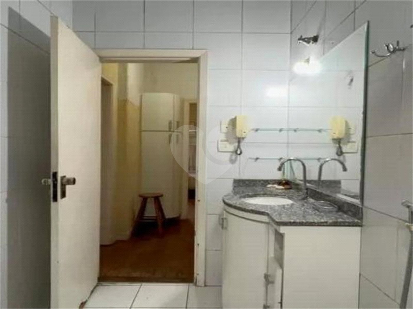 Loja à venda ou para alugar com 9 quartos, sendo 5 suítes, em Pinheiros, São Paulo, SP