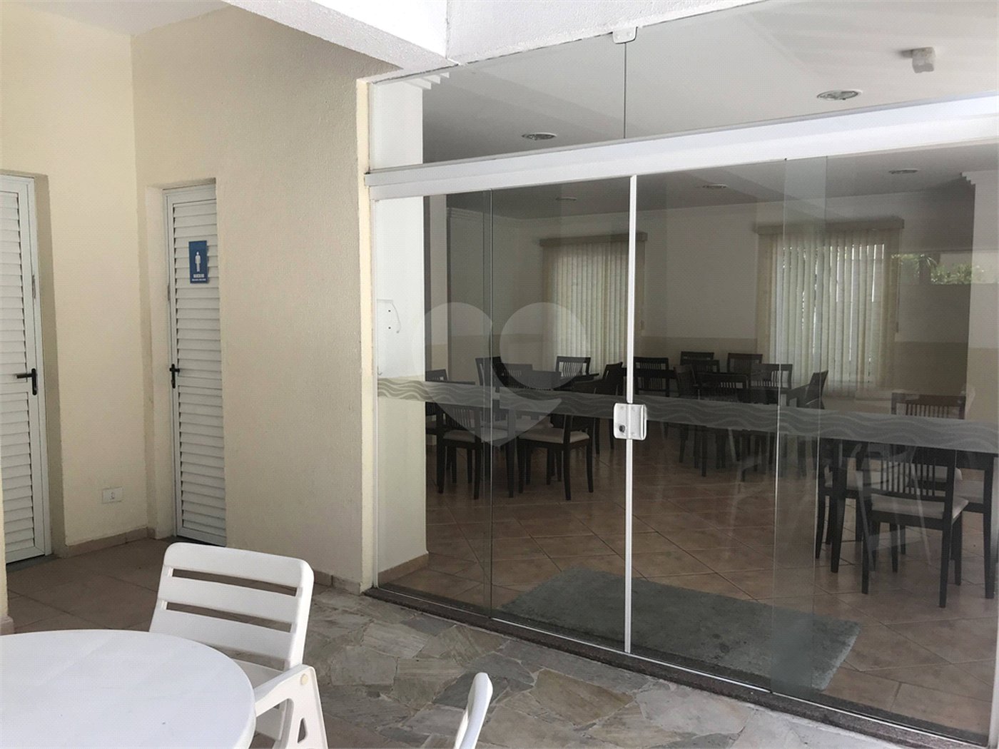 Apartamento à venda com 3 quartos, sendo 1 suíte, em Parque Residencial Aquarius, São José dos Campos, SP
