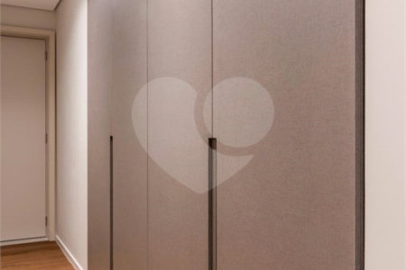 Apartamento à venda com 4 quartos, sendo 2 suítes,  em Vila Mariana, São Paulo, SP
