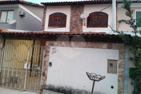 Casa à venda com 3 quartos em Campo Grande, Rio de Janeiro, RJ