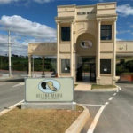 Casa à venda com 3 suítes no condomínio Helena Maria, Sorocaba - SP