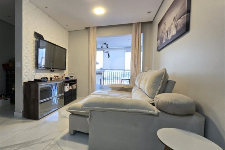 Apartamento à venda com 3 quartos, sendo 1 suíte,  em Vila Guilherme, São Paulo, SP