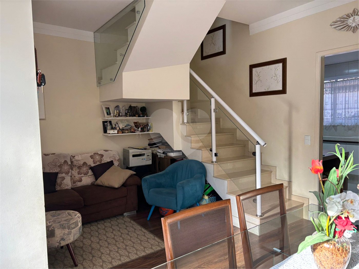 Casa à venda com 3 quartos, sendo 1 suíte, no condomínio Vila Nova Horizonte, Suzano - SP