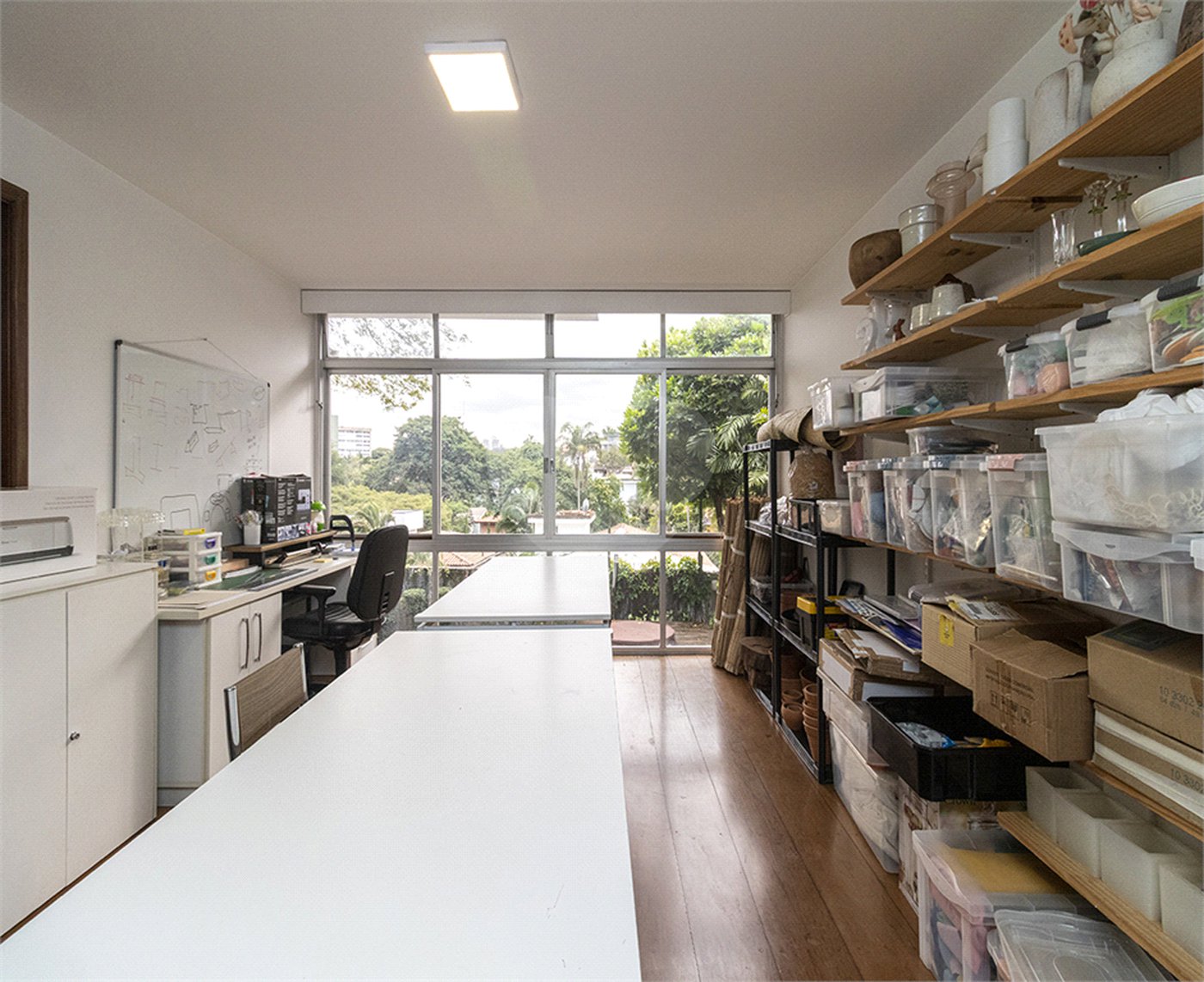 Casa à venda com 3 quartos, sendo 2 suítes, em Alto de Pinheiros, São Paulo, SP