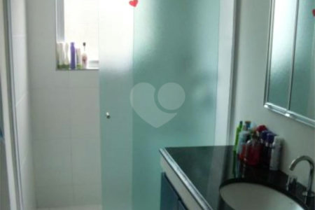 Apartamento à venda com 3 quartos, sendo 1 suíte,  em Pinheiros, São Paulo, SP