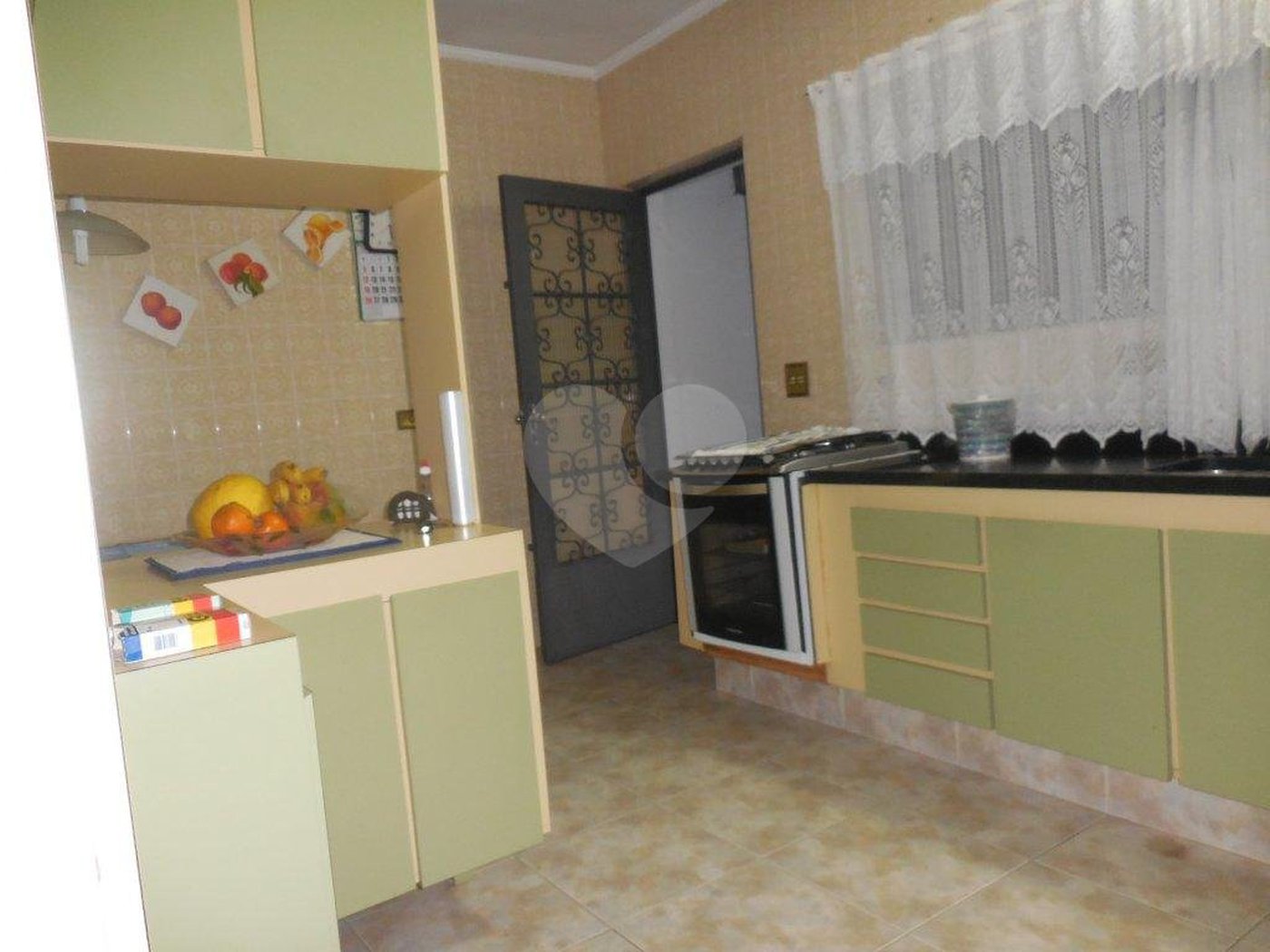 Casa à venda com 3 quartos, sendo 1 suíte, em Piraporinha, Diadema, SP