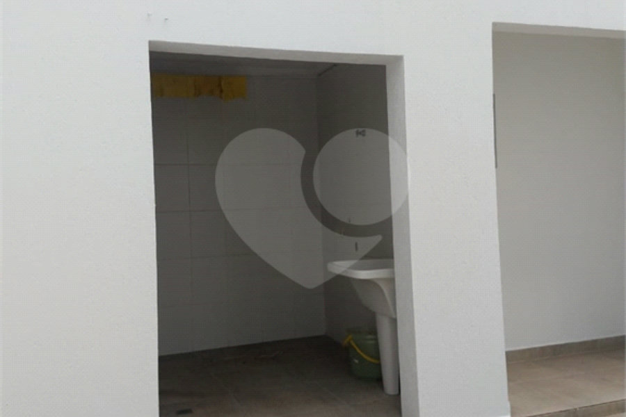 Sobrado à venda com 4 suítes em Tremembé, São Paulo, SP