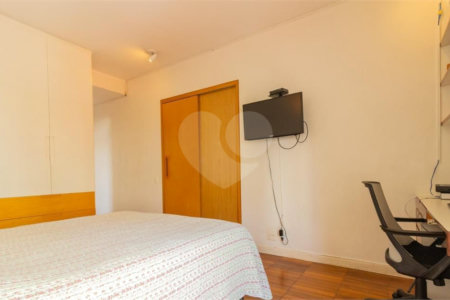 Apartamento à venda com 4 quartos, sendo 1 suíte,  em Cidade Monções, São Paulo, SP
