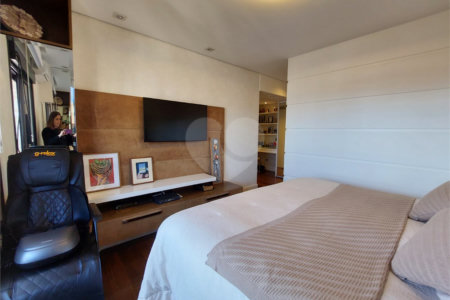 Apartamento à venda ou para alugar com 3 suítes em Perdizes, São Paulo, SP