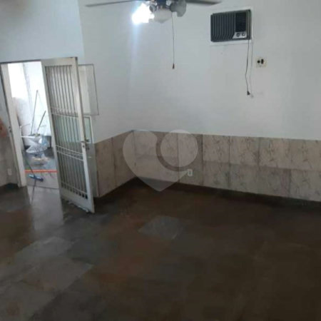 Casa à venda com 2 suítes no condomínio Parque Dourado, Rio de Janeiro - RJ