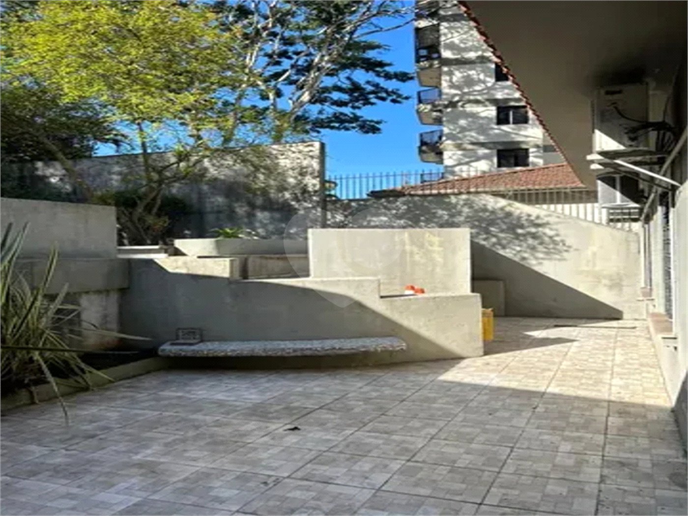Casa à venda com 8 quartos em Saúde, São Paulo, SP
