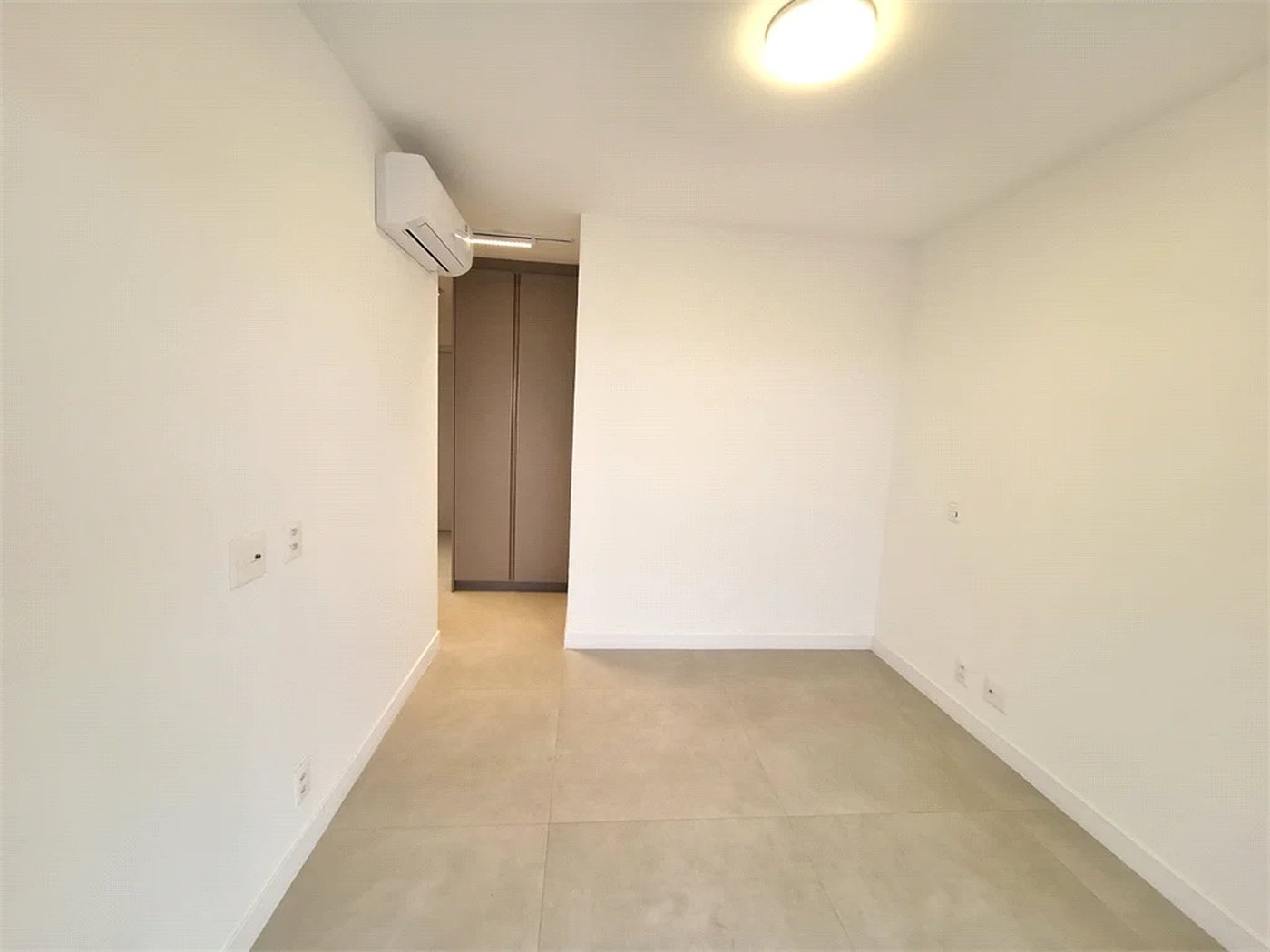 Apartamento para alugar com 3 suítes em Sumarezinho, São Paulo, SP