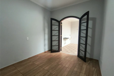Sobrado à venda com 3 quartos, sendo 1 suíte, em Jardim D'abril, Osasco, SP
