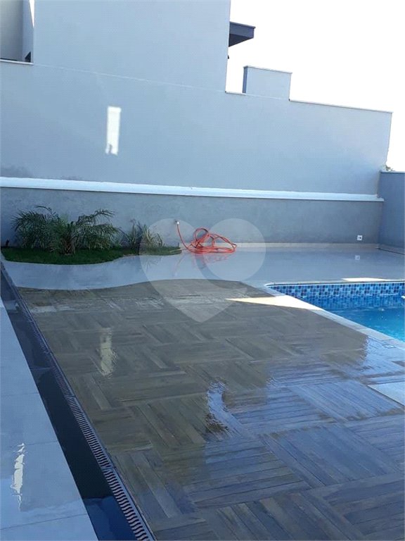 Sobrado à venda com 1 quarto, sendo 3 suítes, em Condomínio Residencial Euroville II, Bragança Paulista, SP