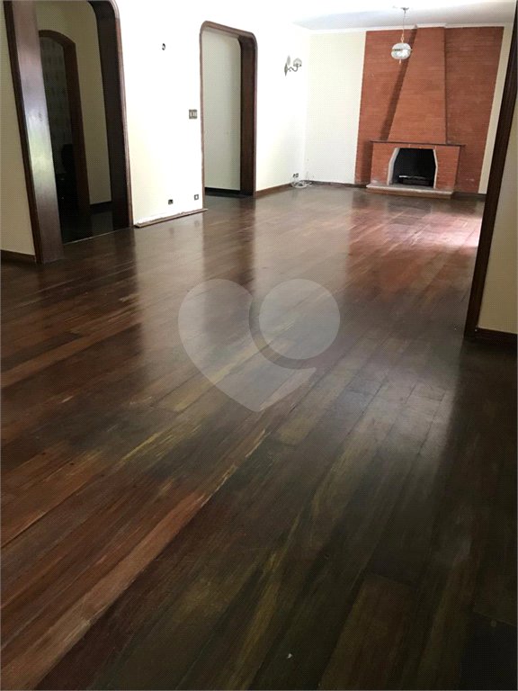 Casa à venda com 4 suítes no condomínio Alpes da Cantareira, Mairiporã - SP