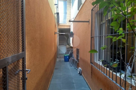 Casa à venda com 3 quartos, sendo 1 suíte,  em Parque Ipê, São Paulo, SP