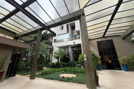 Duplex à venda com 2 suítes em Indianópolis, São Paulo, SP