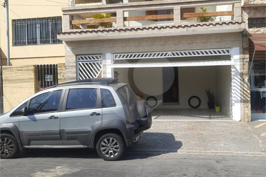 Sobrado à venda com 3 quartos, sendo 1 suíte, em Tremembé, São Paulo, SP
