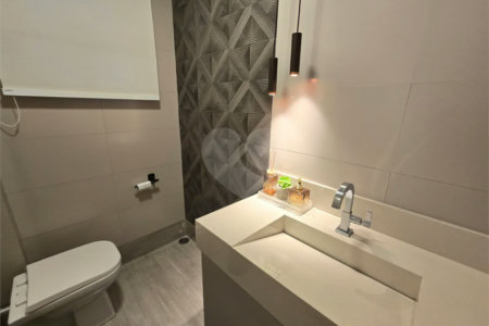 Casa à venda com 3 quartos, sendo 1 suíte, em Santa Teresinha, São Paulo, SP