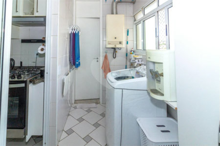 Apartamento à venda com 3 quartos, sendo 1 suíte, em Jardim Marajoara, São Paulo, SP