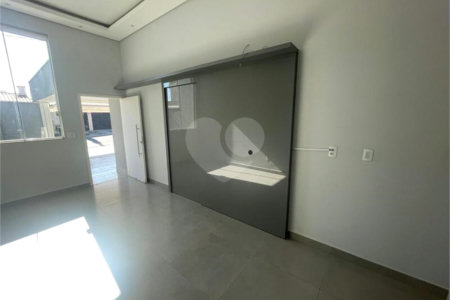 Casa à venda com 2 quartos, sendo 1 suíte,  em Jardim Residencial Veneza, Indaiatuba, SP