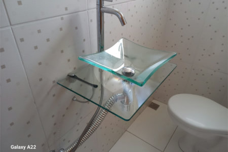 Sobrado à venda com 3 quartos, sendo 1 suíte, em Guaiaúna, São Paulo, SP