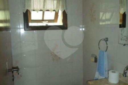 Sobrado à venda com 3 suítes em Vila Gomes, São Paulo, SP