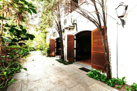 Casa à venda com 4 quartos, sendo 1 suíte,  em Jardim das Bandeiras, São Paulo, SP