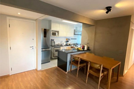 Apartamento à venda com 3 quartos, sendo 1 suíte, em Vila Pompéia, São Paulo, SP