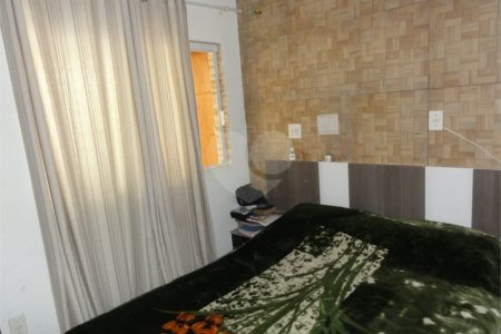 Casa à venda com 5 quartos, sendo 2 suítes, em Vila Medeiros, São Paulo, SP