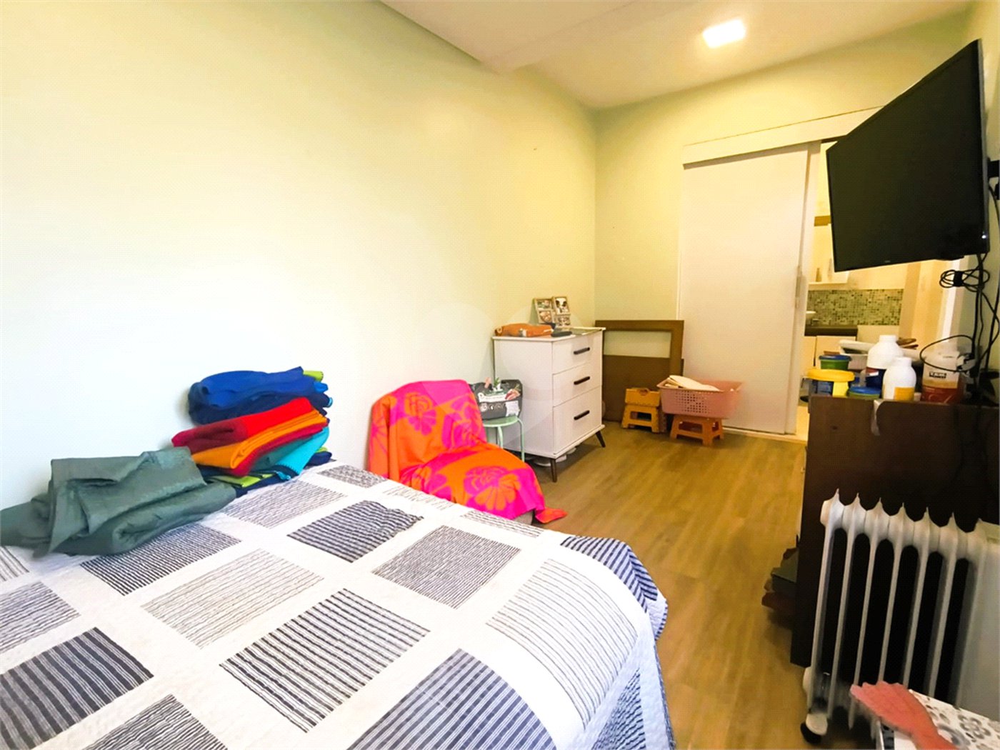 Sobrado à venda com 4 quartos, sendo 2 suítes, em Vila Morse, São Paulo, SP